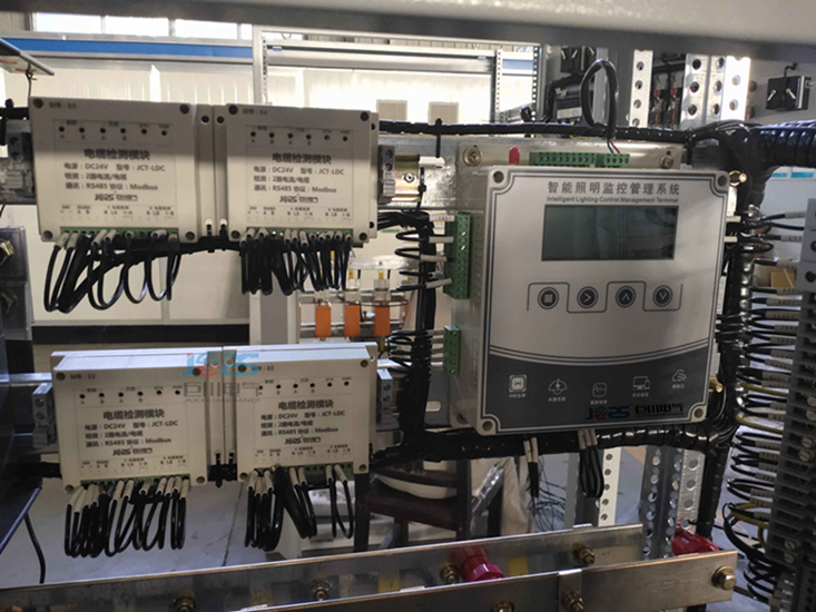 路燈終端安裝接線